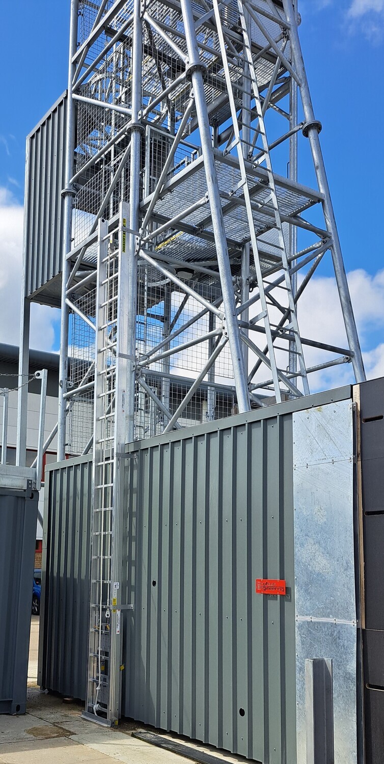 Training / Recruit  Pull ladder