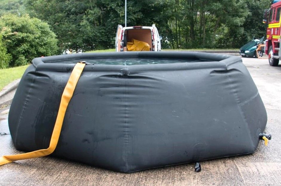 Water storage; Inflatable  reservoirs.