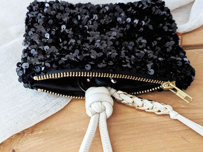 POCHETTE  / PETITE TROUSSE ABBA