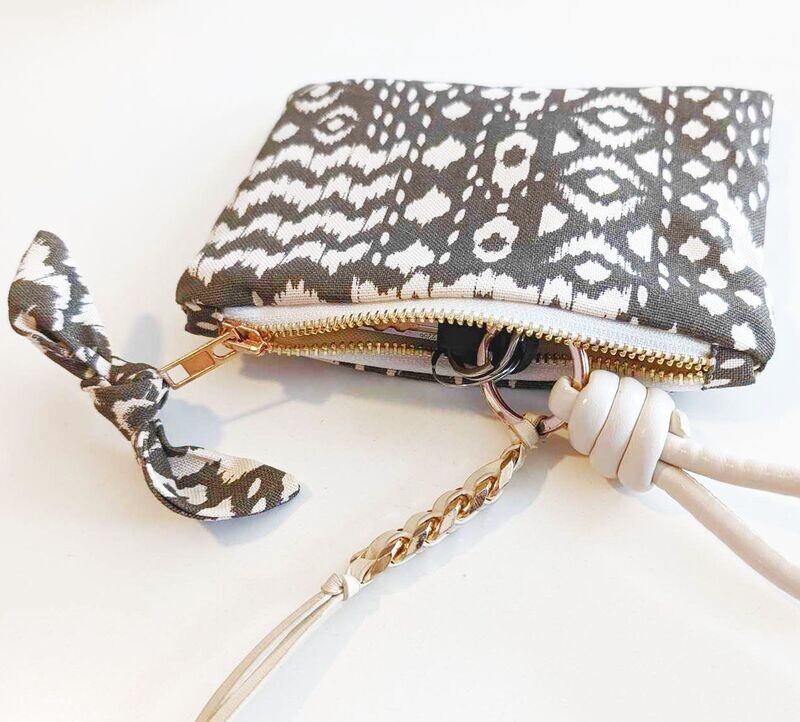POCHETTE  / PETITE TROUSSE SUMBA