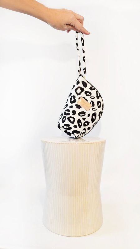 TROUSSE SEAU LAGOS