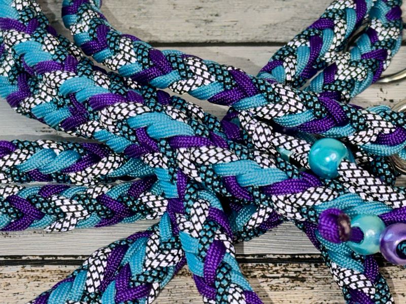 Hundeleine aus Paracord – Muster Herringbone