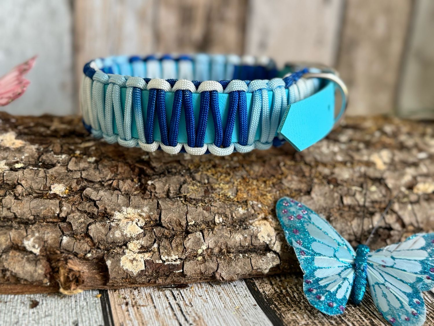 Sofortkauf:Halsband „Gletschersee“ - Farbverlauf- handgefertigt - Made in Germany 