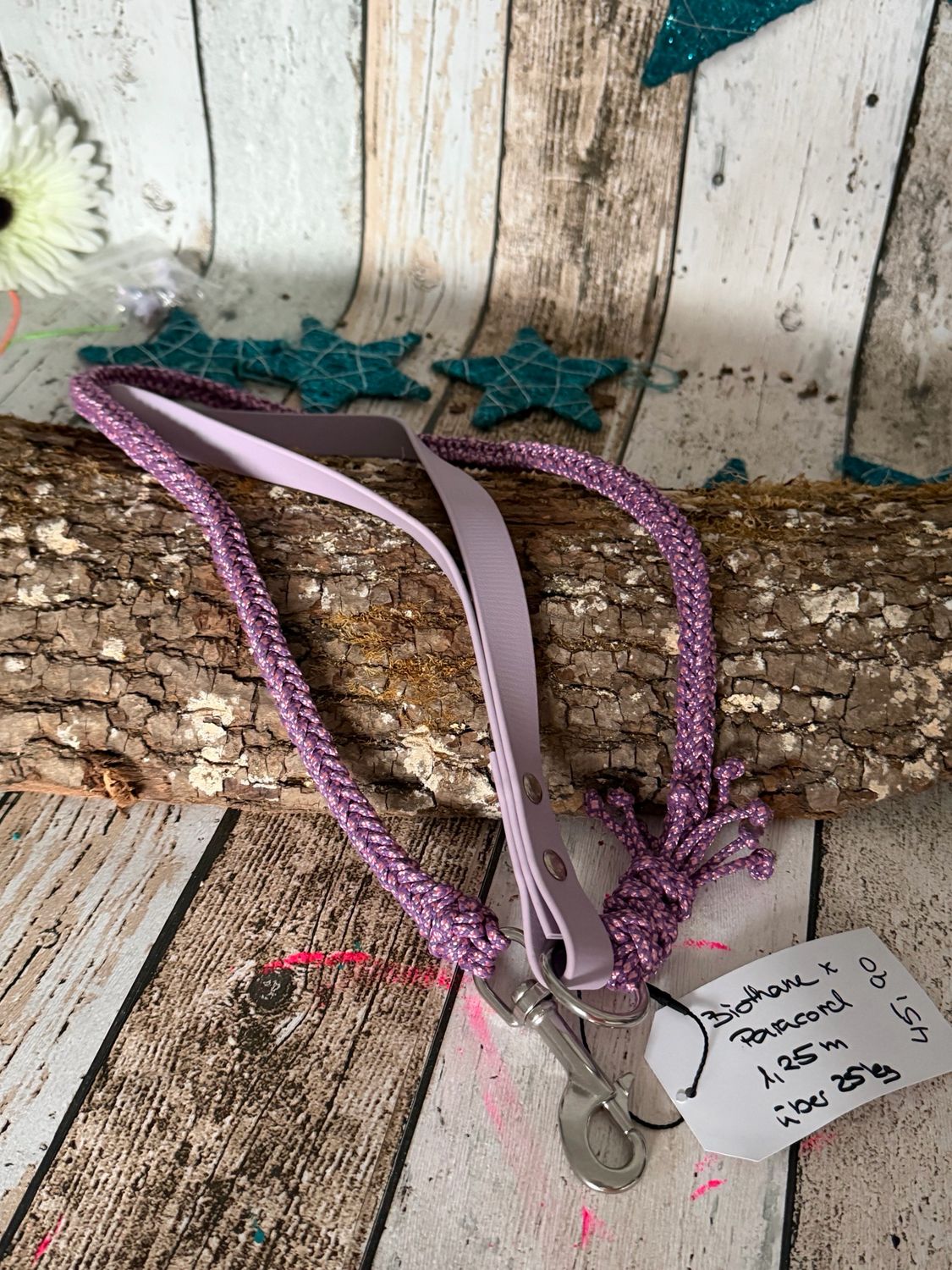 Hundeleine Flieder – Biothane und Paracord