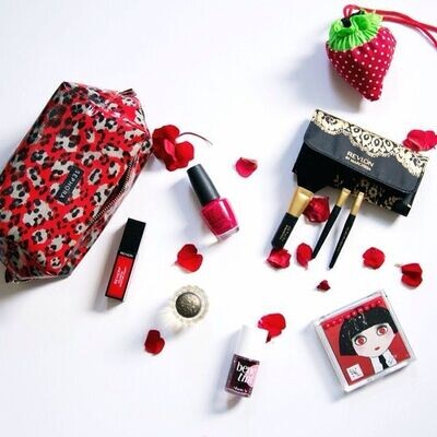 MAKEUP