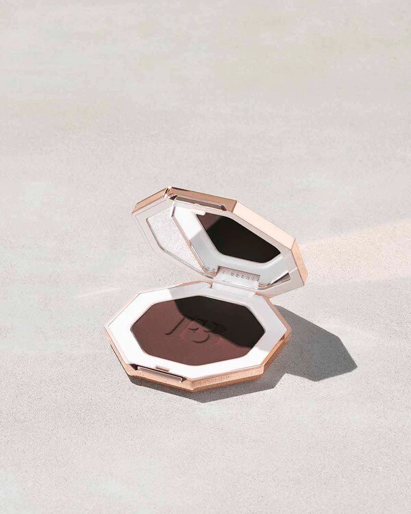 FENTY SUN STALK&#39;R INSTANT WARMTH BRONZER