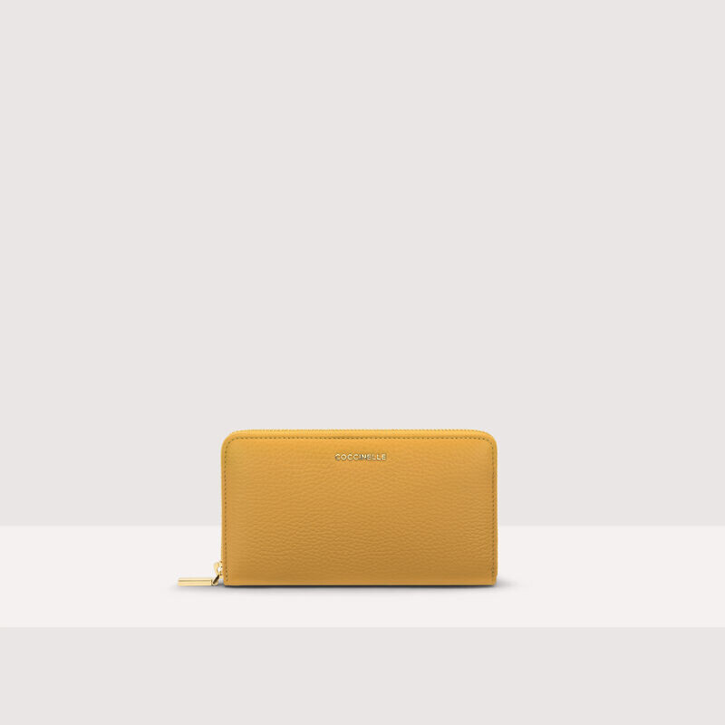 COCCINELLE METALLIC SOFT ZIP AROUND, COLORE: GIALLO OCRA