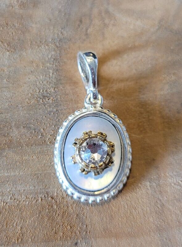 Trachtenanhänger, oval, 925 Silber mit Teilvergoldung, Steinfarbe: weiss
