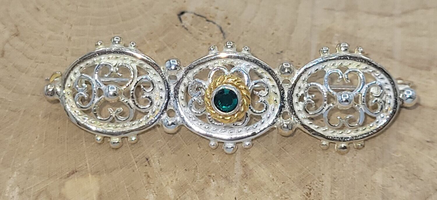 Trachtenbrosche 925 Silber, teilvergoldet. Steinfarbe: dunkelblau