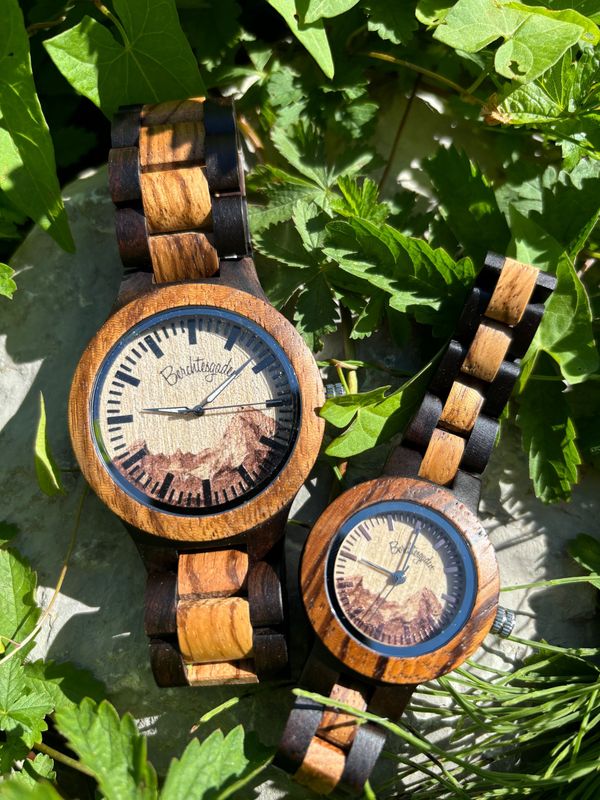 Holzuhr Watzmann Modell Berchtesgaden für Herren Holzuhr Watzmann Modell Berchtesgaden für Herren