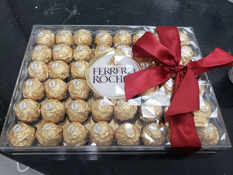 Jumbo Ferrero Rocher chocolate packs