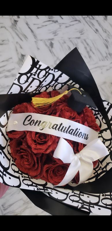 Graduation Glitter Rose bouquet