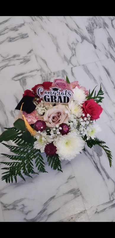 Graduation flower arrangements near me