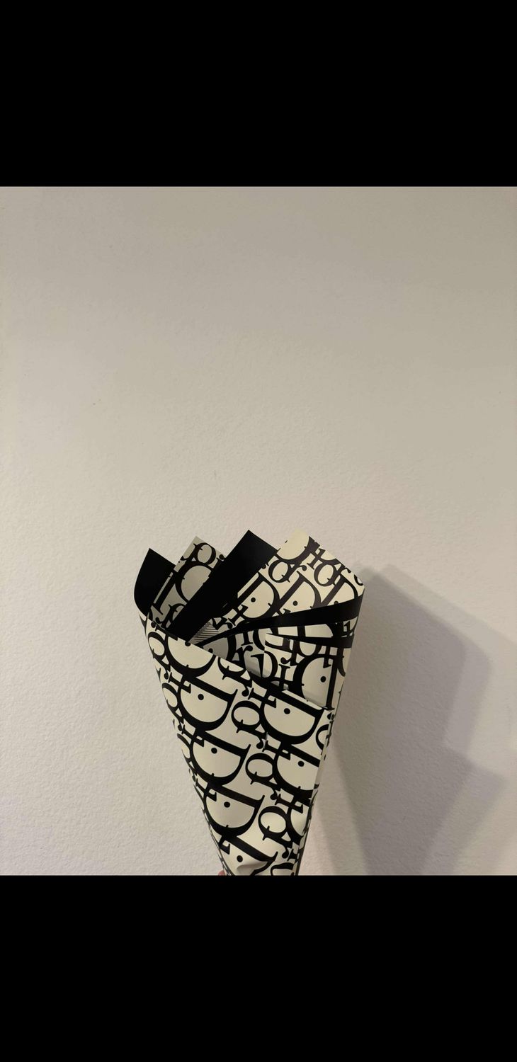 Dior Korean Bouquet paper, Color: Black/br
