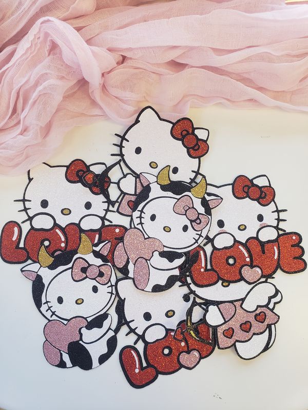 Hello Kitty Valentines toppers