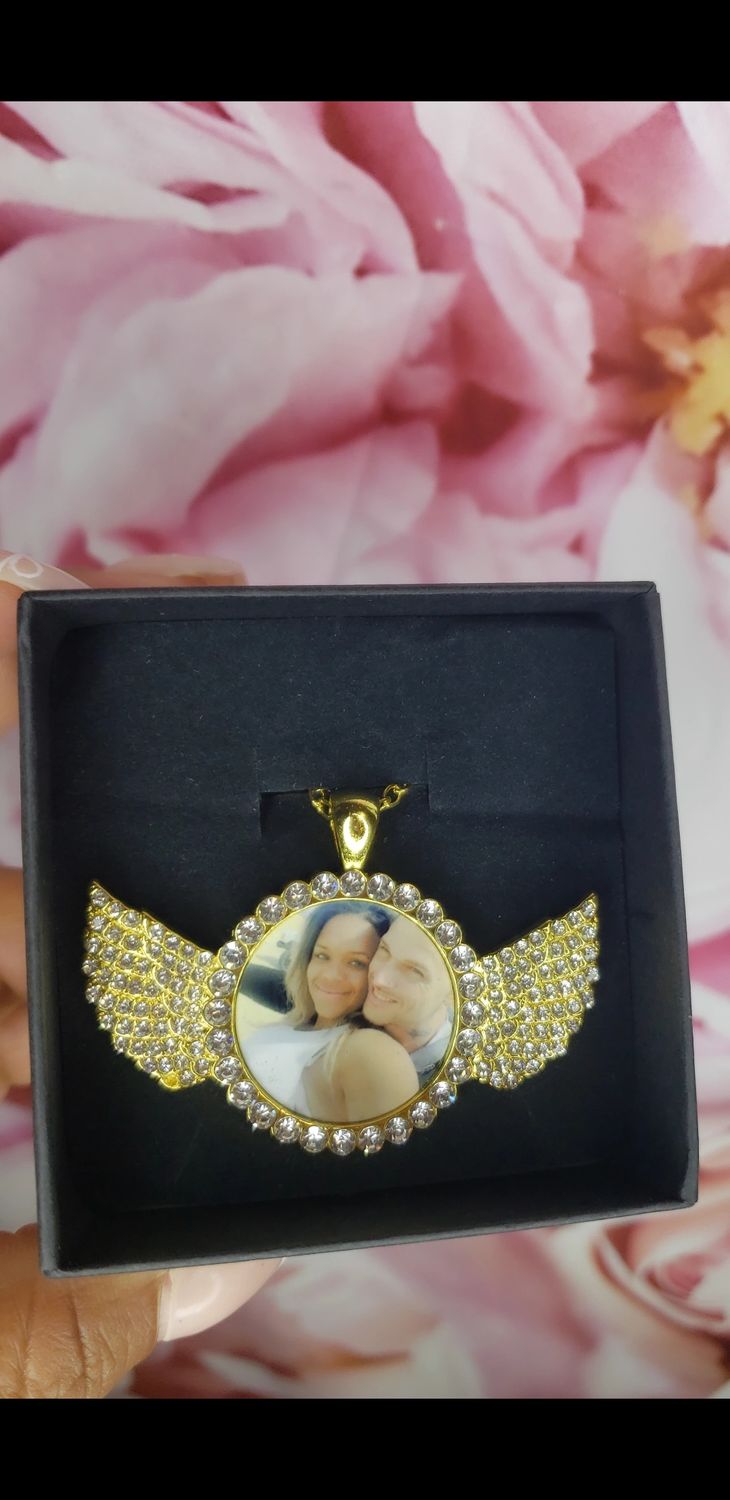 Picture necklace