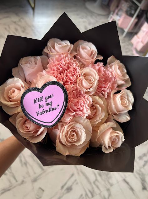 Rose and carnation bouquet