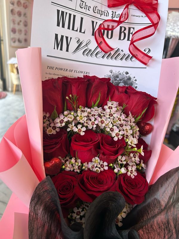 1 Dozen Pageant Bouquet