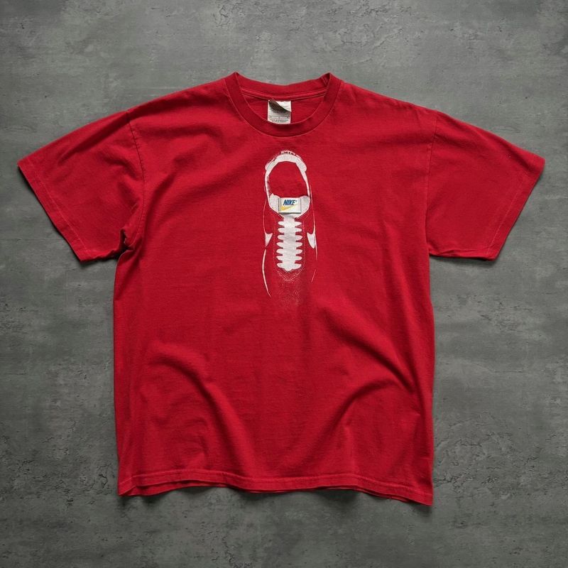 90s Nike Shoe Tag Logo Shirt