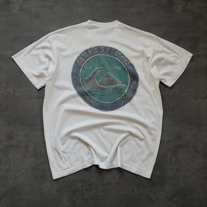 2000s White QuikSilver ‘Wave Print’ T-shirt