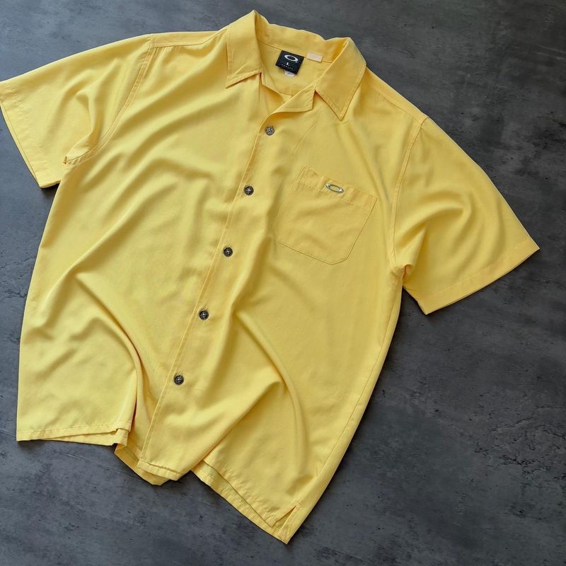 2000s Oakley Software Small Logo Short Sleeve Shirt