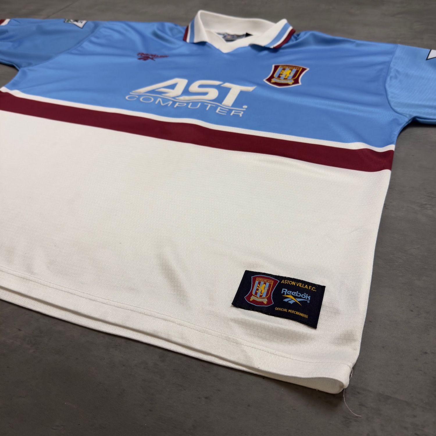 1997/98 Aston Villa Away Shirt 'Yorke 10'