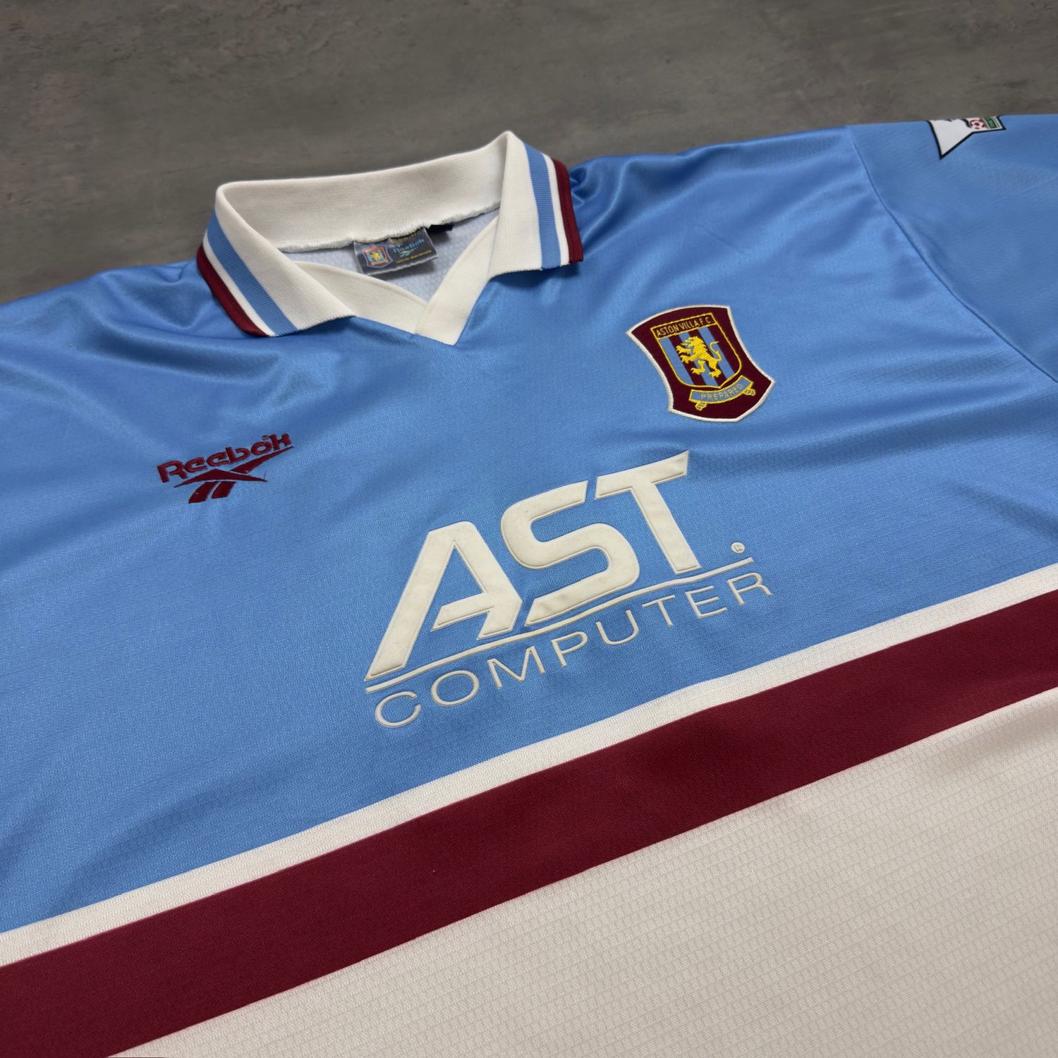 1997/98 Aston Villa Away Shirt 'Yorke 10'