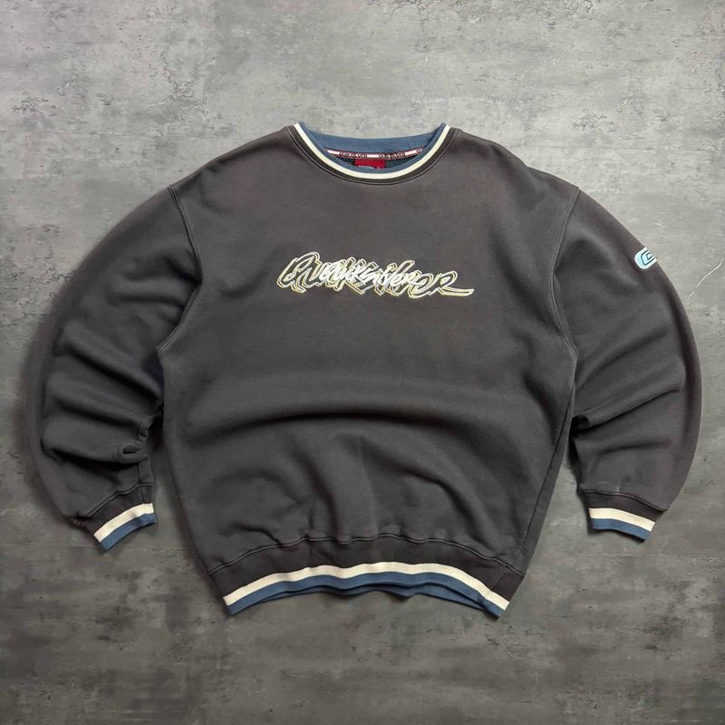 00s Embroidered Grey Quiksilver Sweatshirt