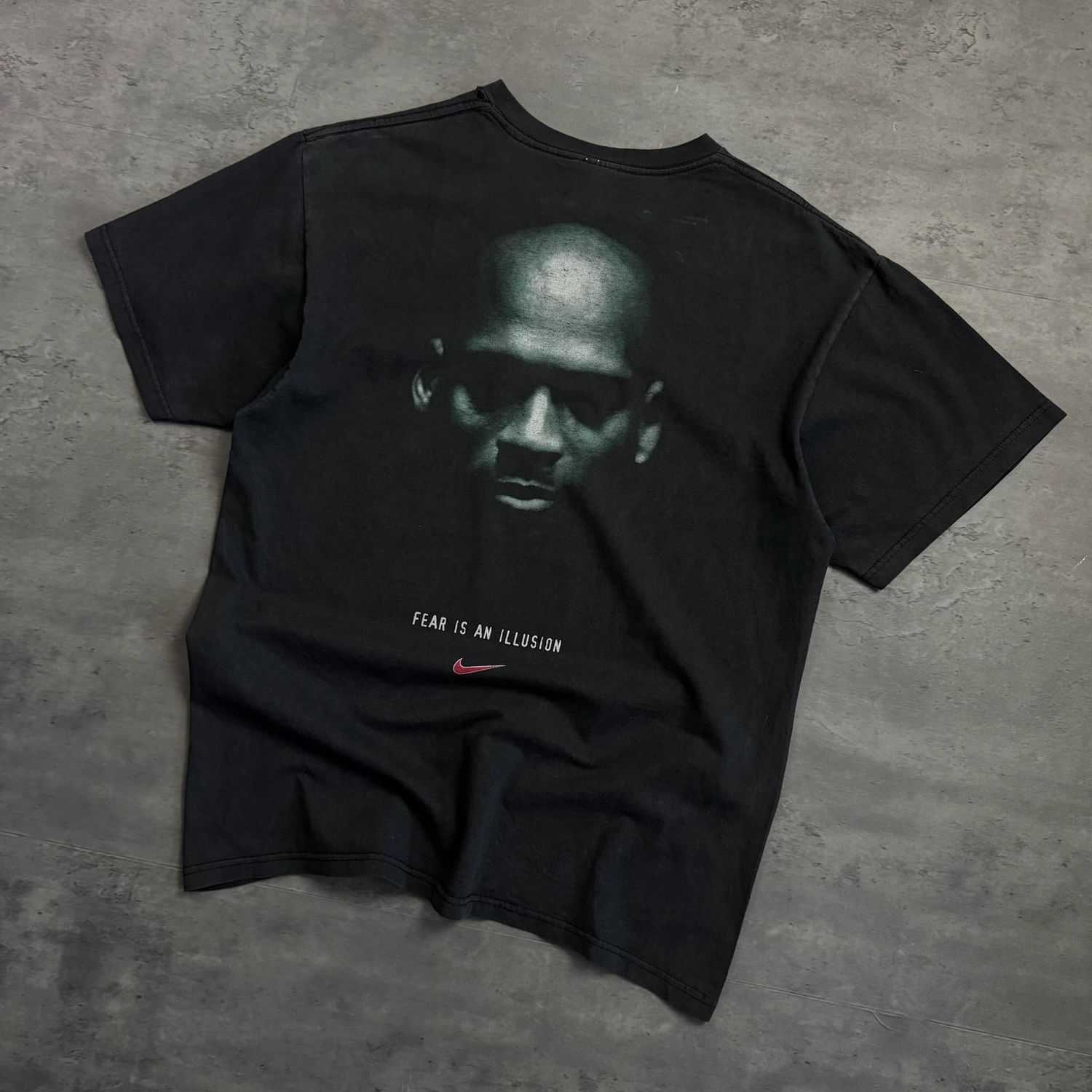 90s RARE Black Nike Jordan &quot;Fear is an illusion&quot; T-shirt