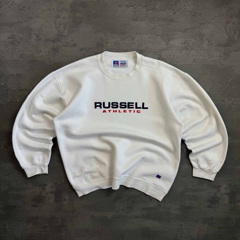 90s White Russel Athletic Embroidered Sweatshirt
