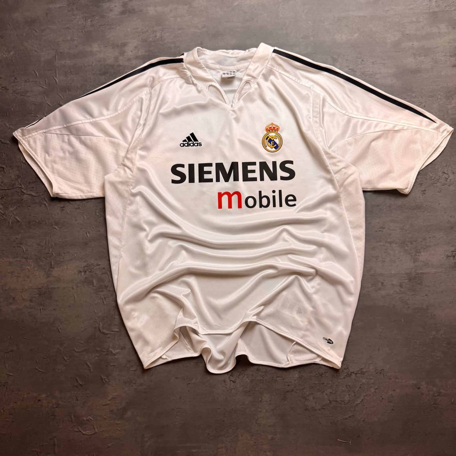 2004/05 Real Madrid &#39;Robinho 10&#39; Home Shirt