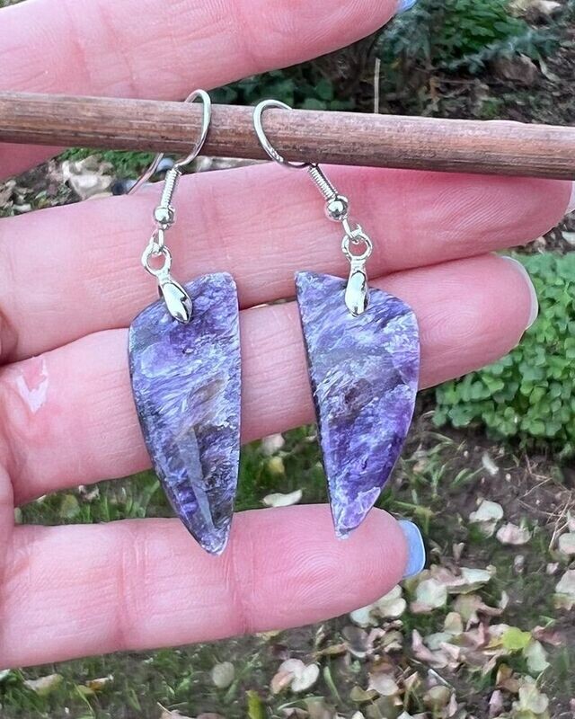 ​Boucles d oreilles en charoite