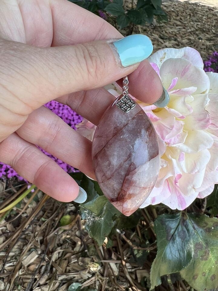 ​Pendentif en quartz hematoide