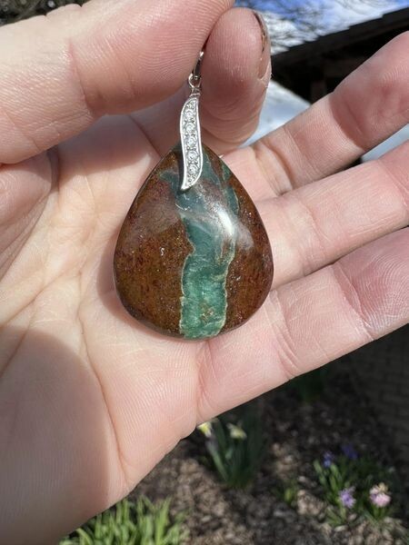​Pendentif en chrysoprase