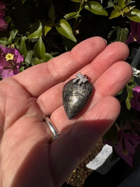​Pendentif en iolite