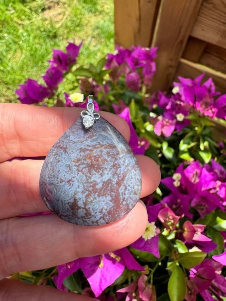 ​Pendentif agate mousse rouge