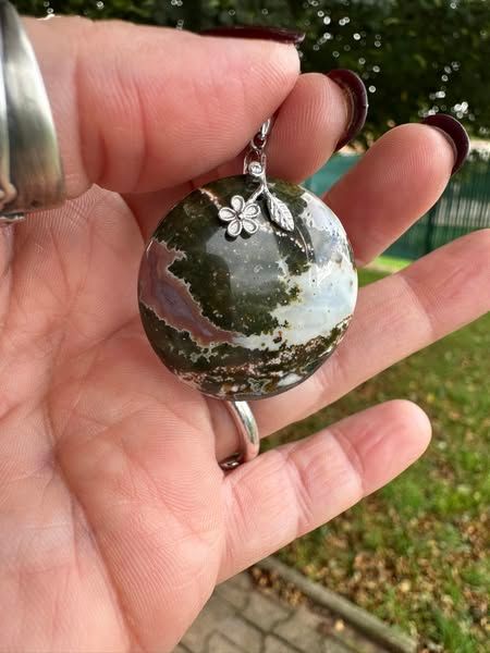 ​Pendentif en jaspe océan