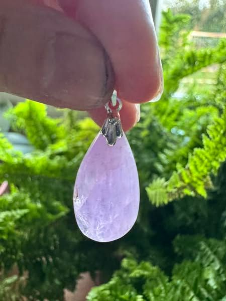 ​Pendentif en kunzite