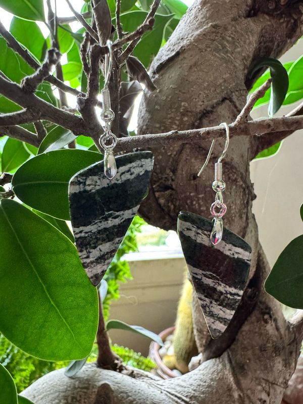 Boucles d oreilles en chrysotile