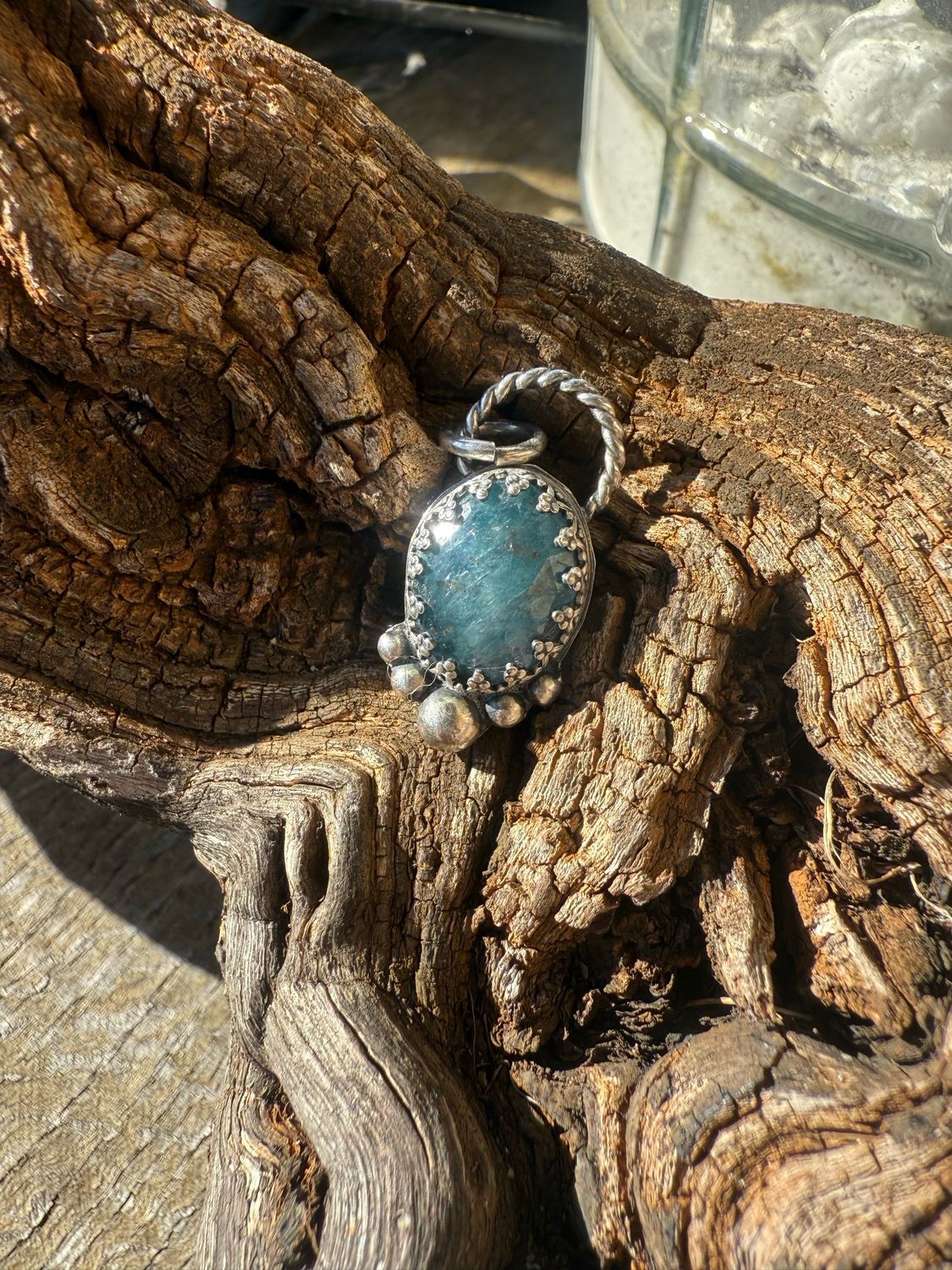 Pendentif en cyanite bleue