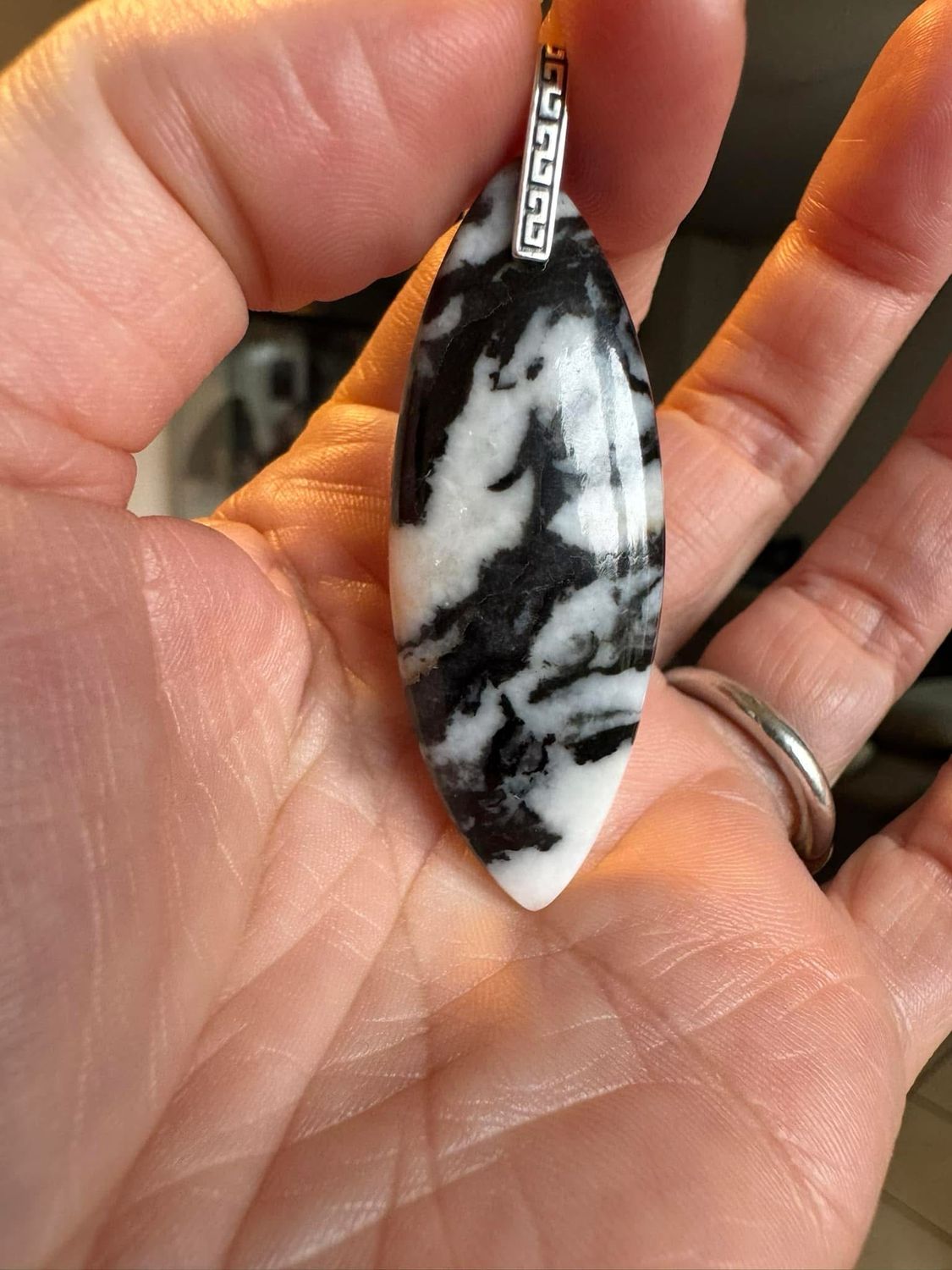 Pendentif en White Buffalo