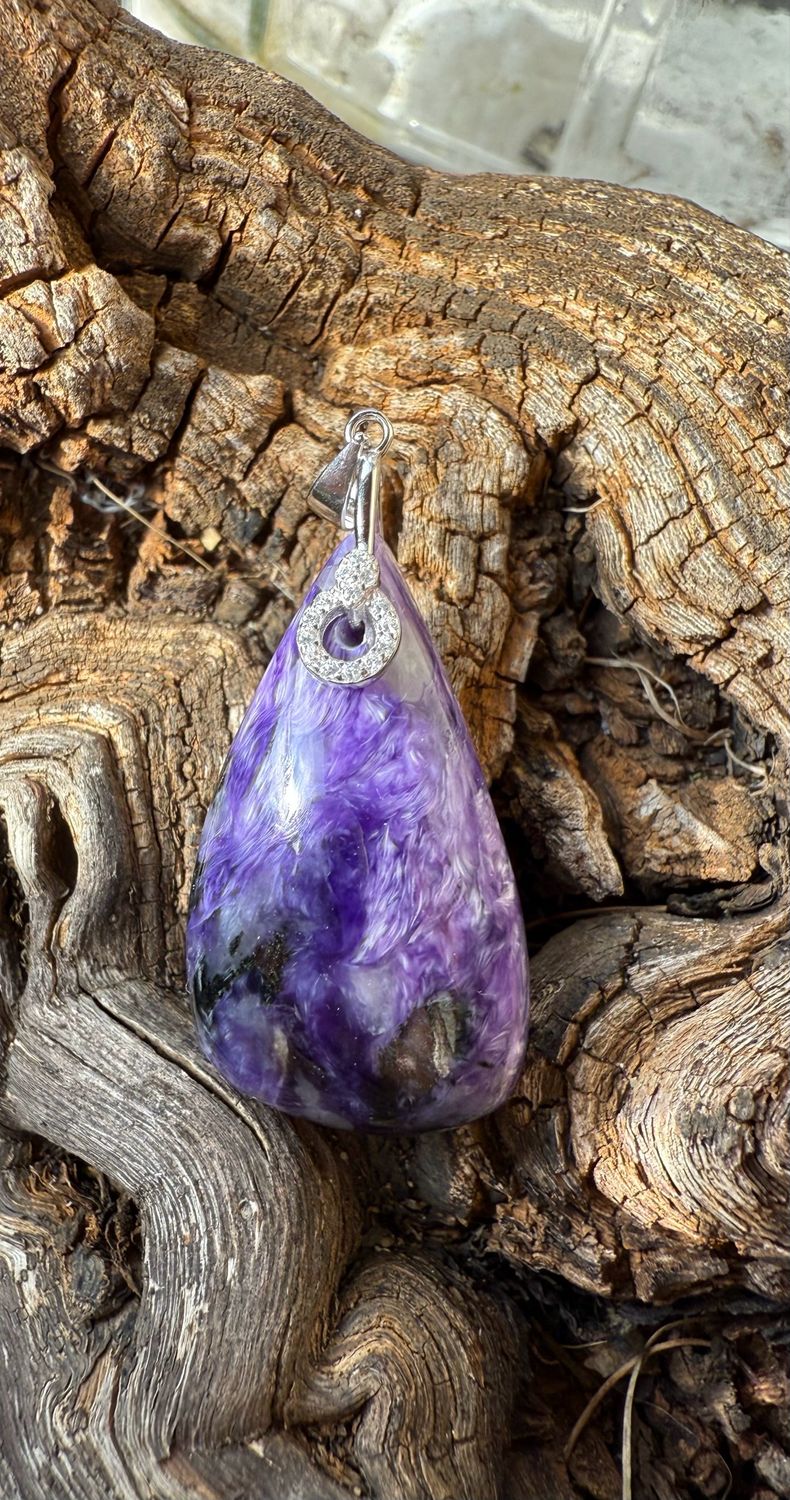 Pendentif en charoite