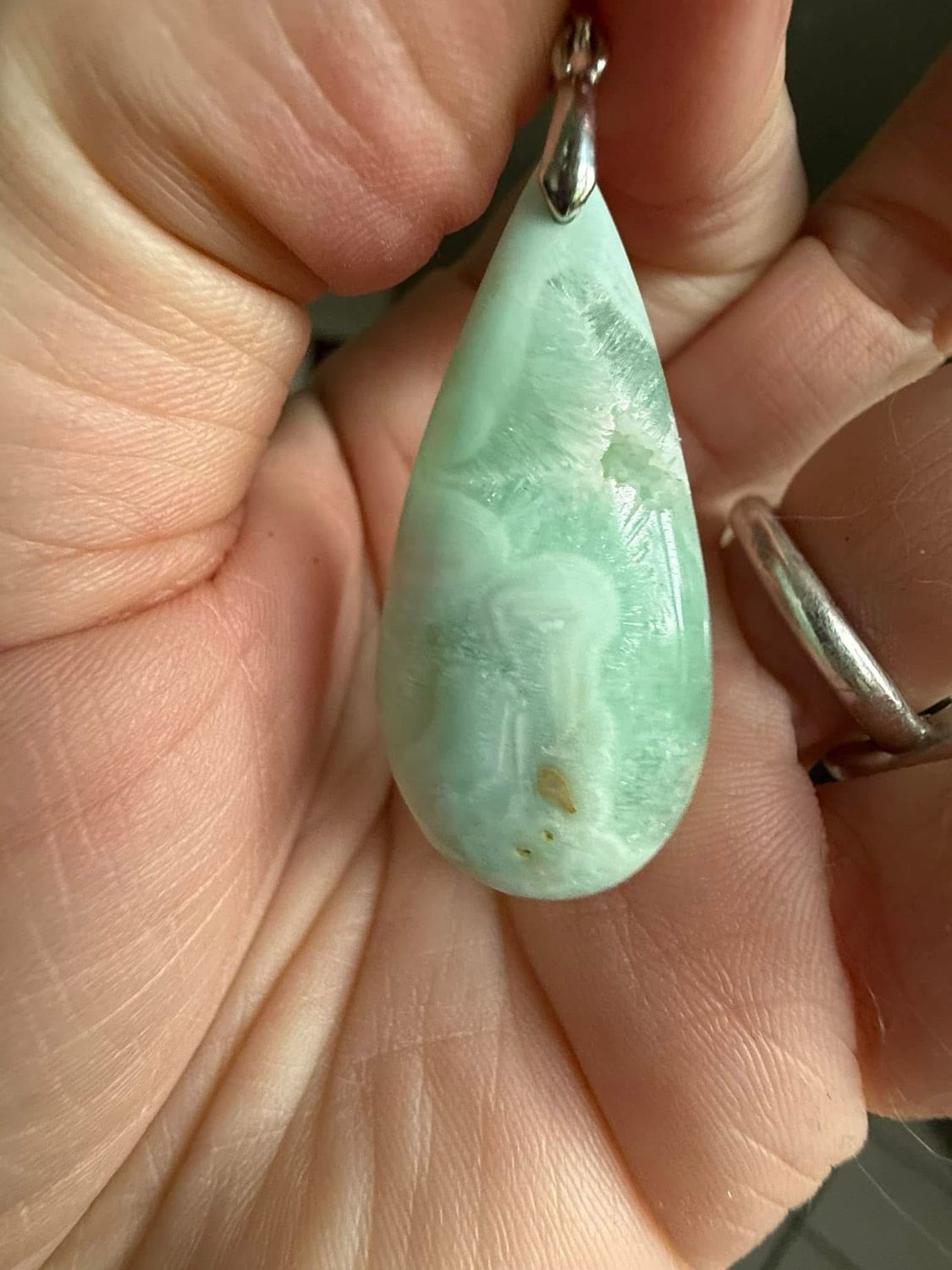 Pendentif en smithsonite