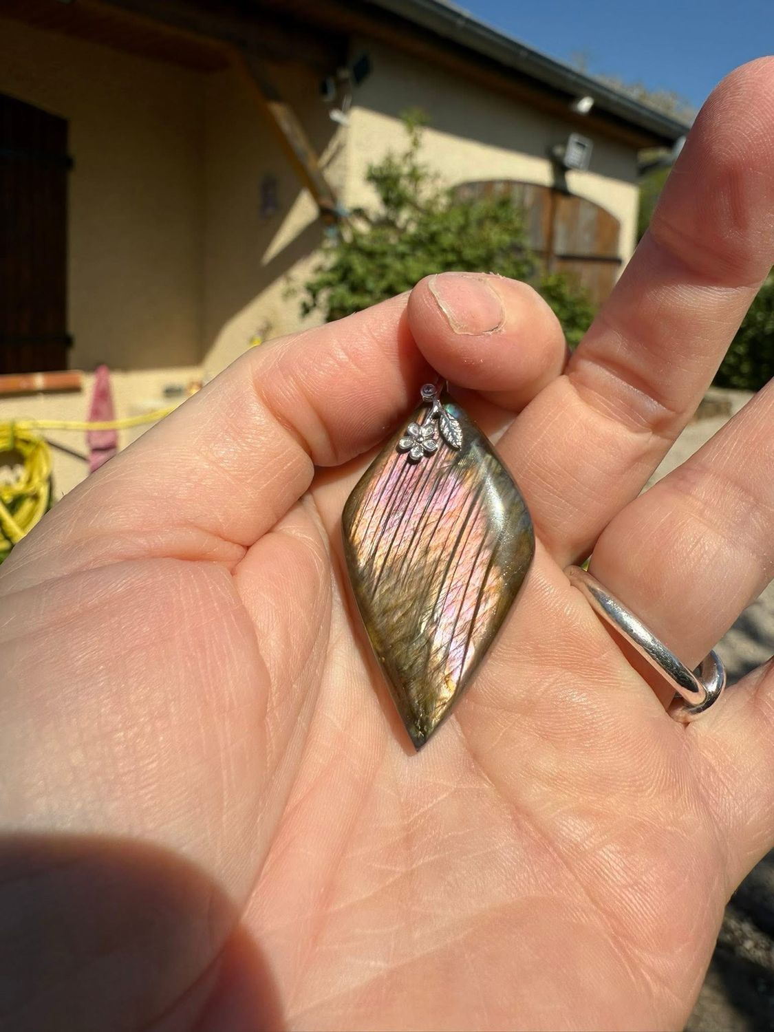 Pendentif en labradorite rose