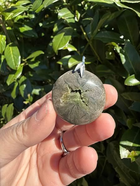 ​Pendentif en anapaite