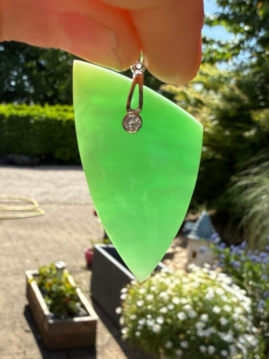 Pendentif en chysopale
