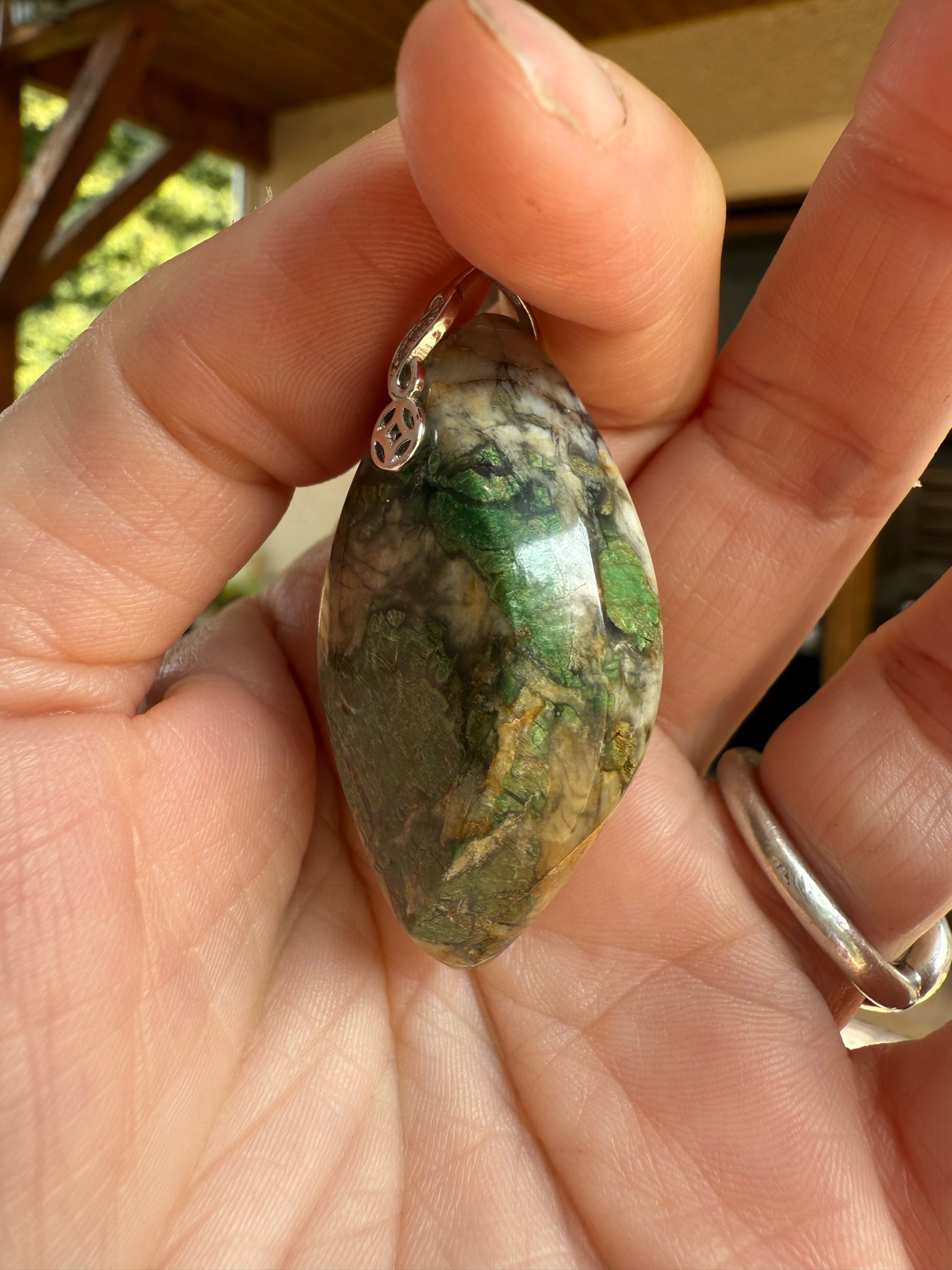 Pendentif en smaragdite