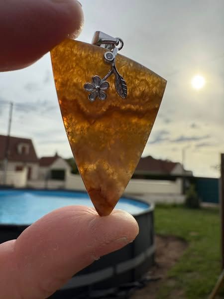 ​Agate amethyste de Châtelperron