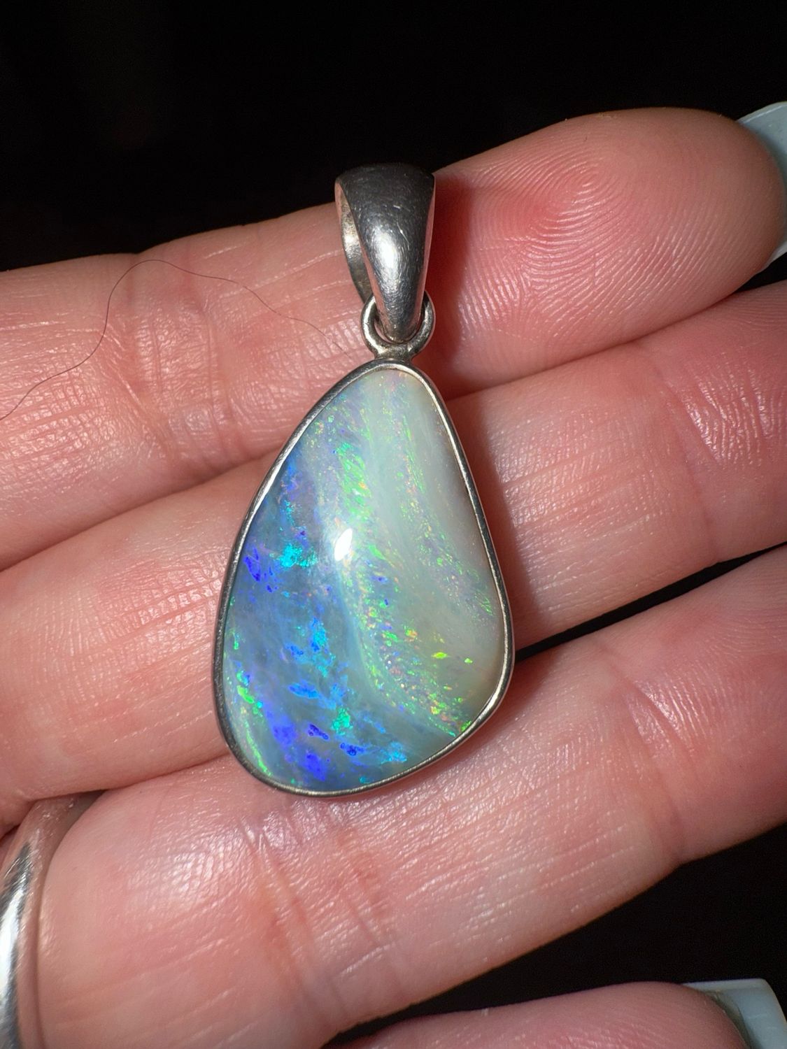 Pendentif en opale Boulder