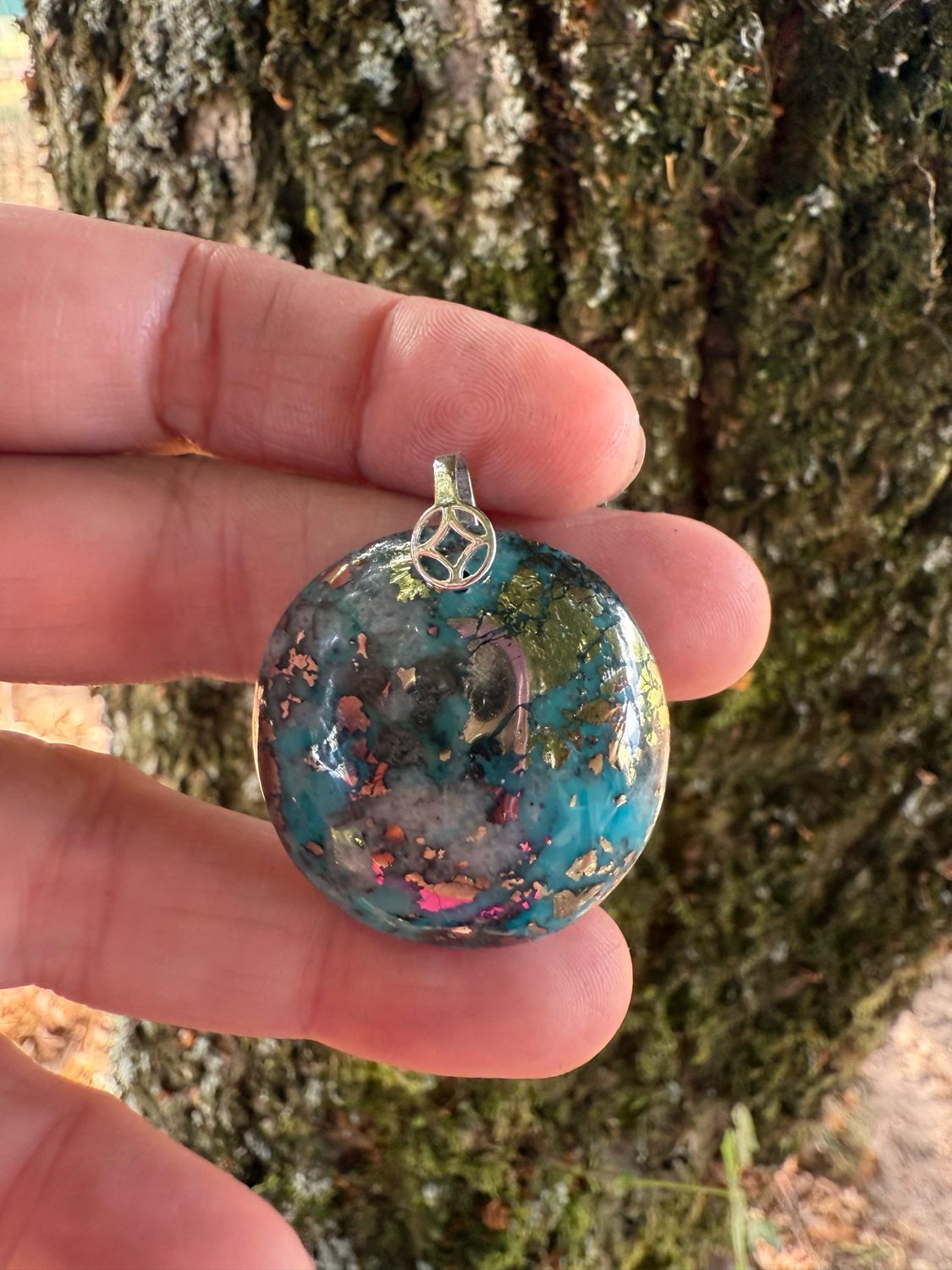 Pendentif en turquoise et pyrite